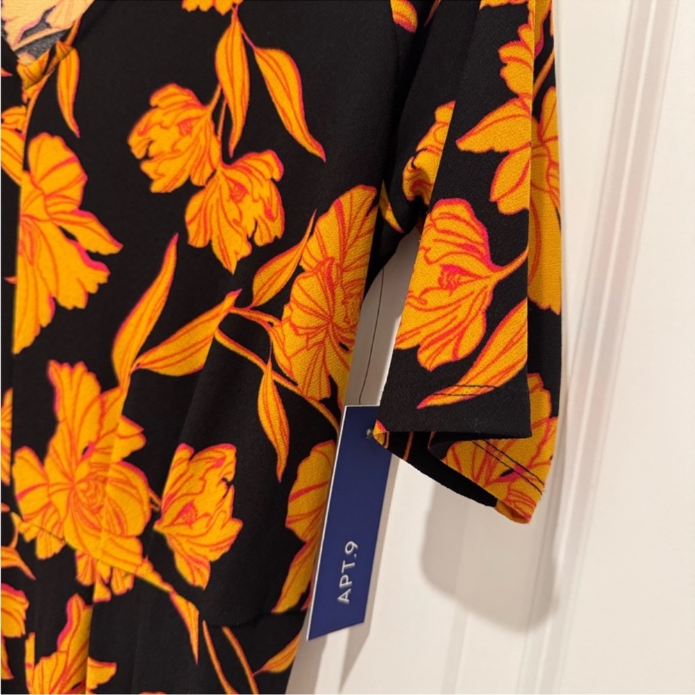 Size Small Women's Apt. 9 V-neck dress Floral Black and Orange Dress - Picture 4 of 7